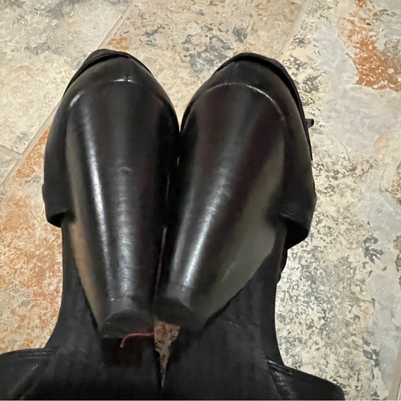 🐦⬛Beautiful Gianni Bini Open Toe Ankle Zip Triangular Heeled Leather Pumps! - Picture 11 of 13